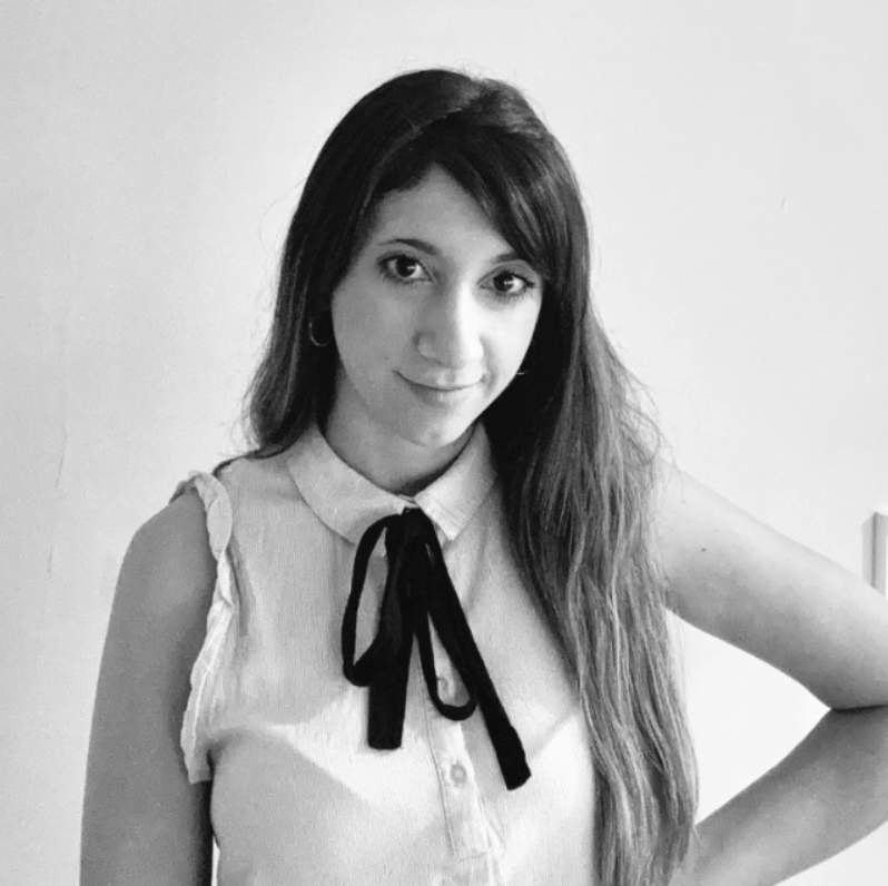 Antonella Perna foto sin marco